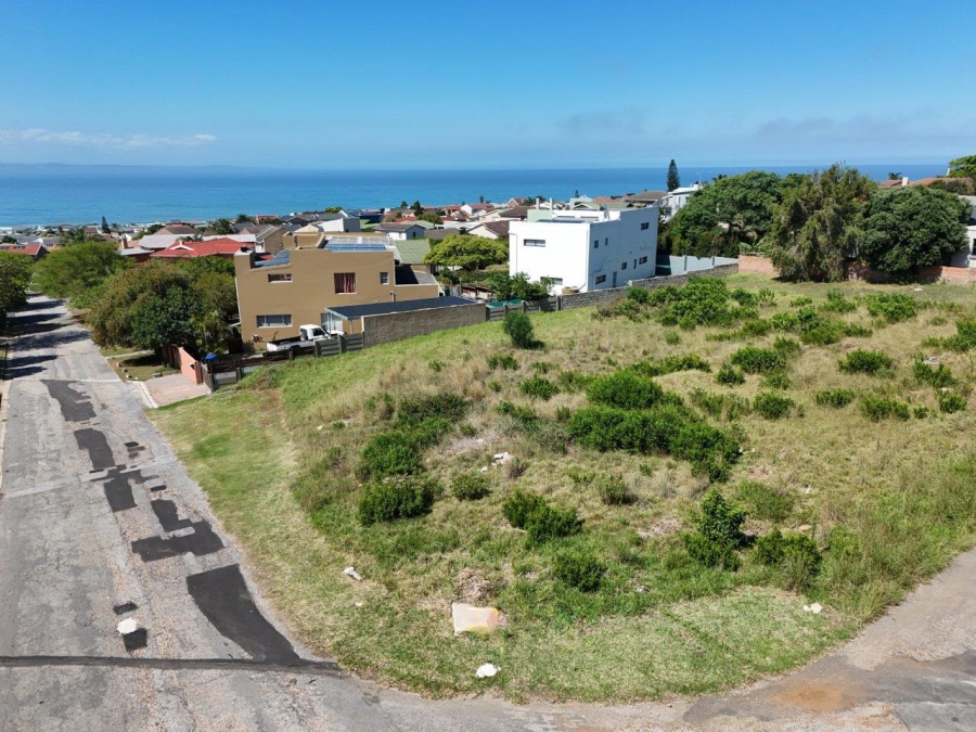 0 Bedroom Property for Sale in Wavecrest Eastern Cape